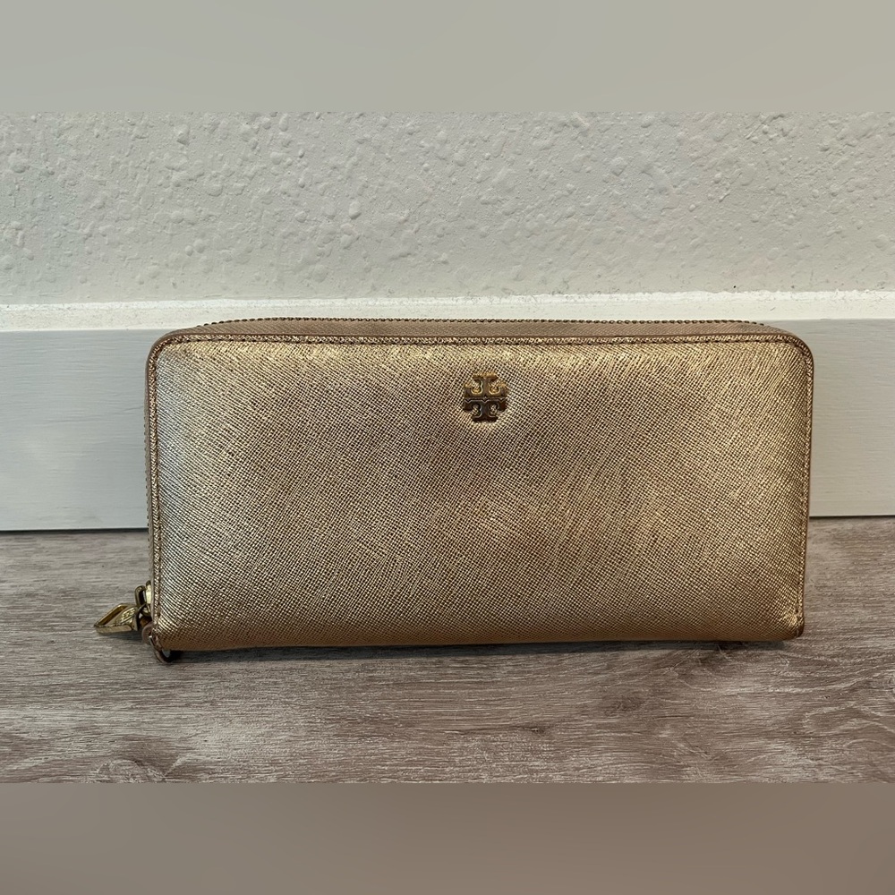 Tory Burch Rose Gold Continental Wallet